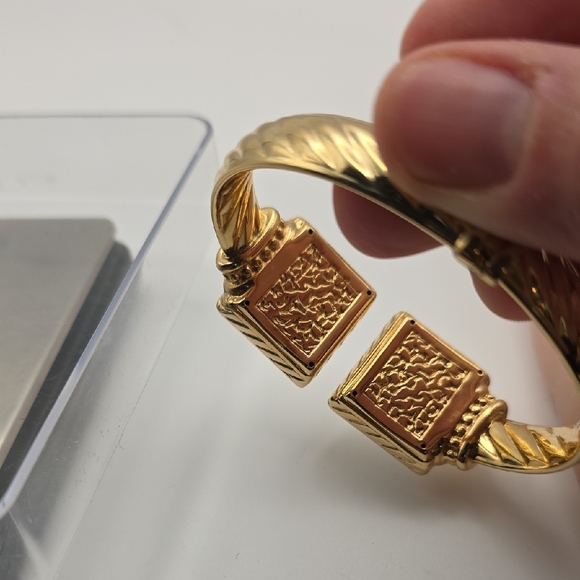 REAL Gold 14k Italian Bracelet - Picture 6 of 7